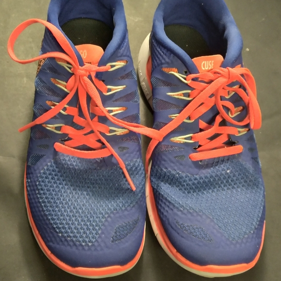 Womans Nike ID Free Run 5.0 Sz 8 Neon y653715-992 - Picture 4 of 13